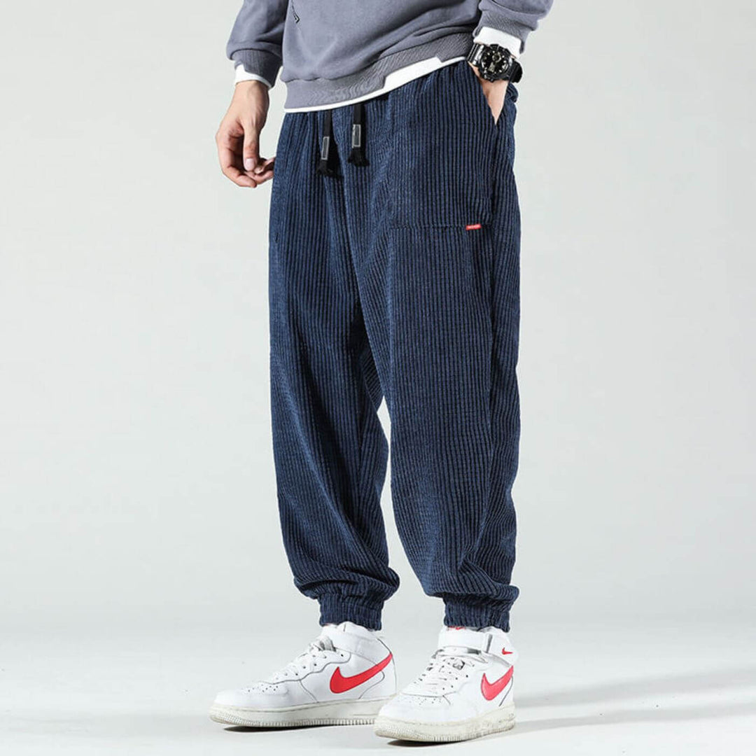 Kasper - Stylish Manchester joggers