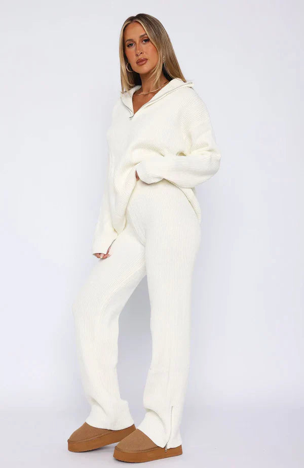 ARVIA Loungewear Set